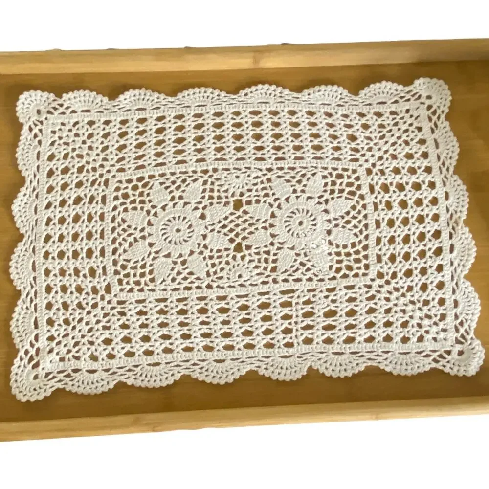 Vintage Handmade Crochet Lace Floral Rectangle Placemat 17x11in Cotton Scalloped